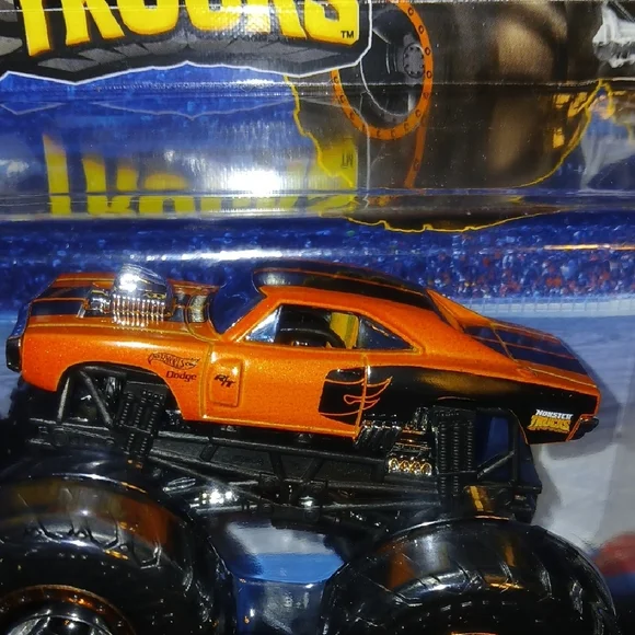 Slam PRIX ...DODGE CHARGER Hot Wheels Monster Trucks - Picture 7 of 9